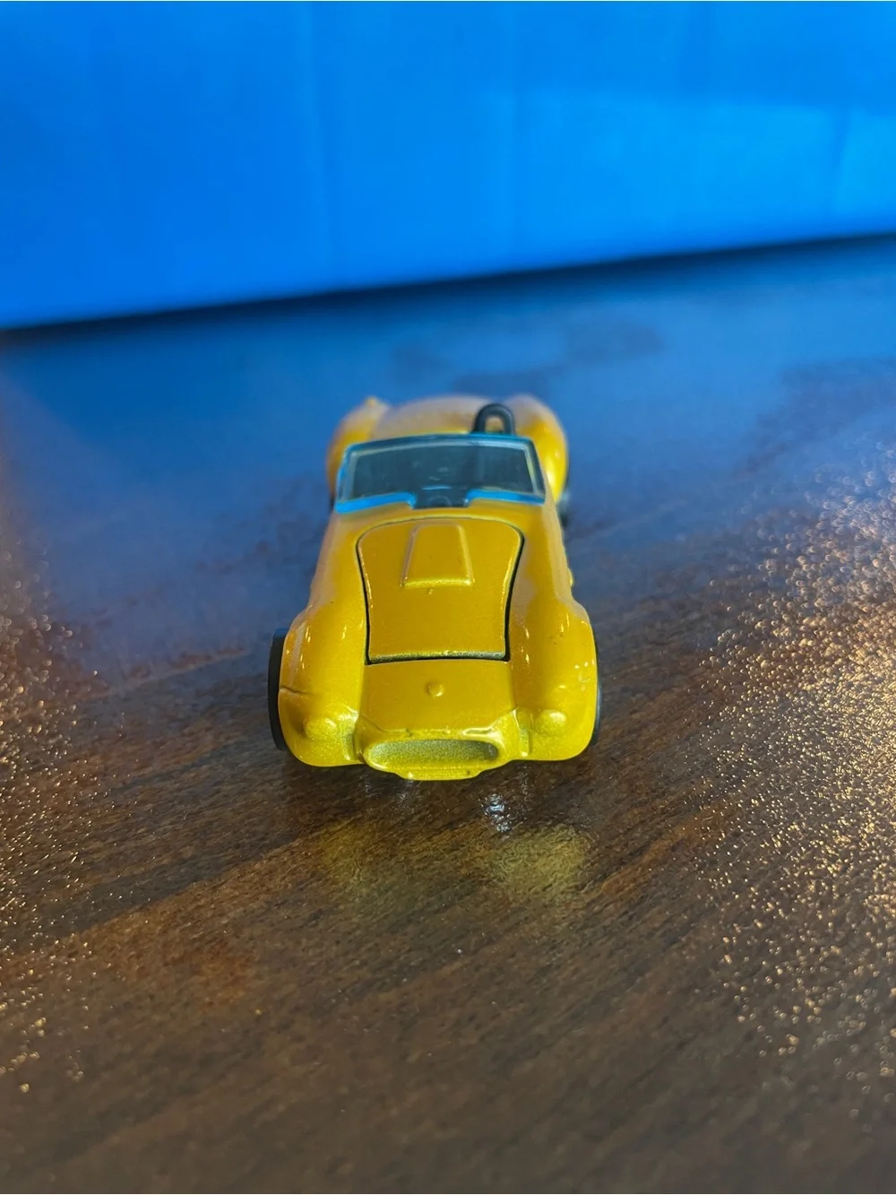 1982 Hot Wheels Shelby Cobra  427  Hood opens 1;64